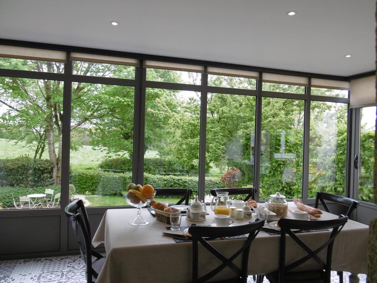 La Maison De Marie, Au Coeur De La Campagne Avec Table D'Hotes Sur Reservation Kérien Esterno foto